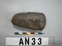 藏品(鑿形石斧)的圖片